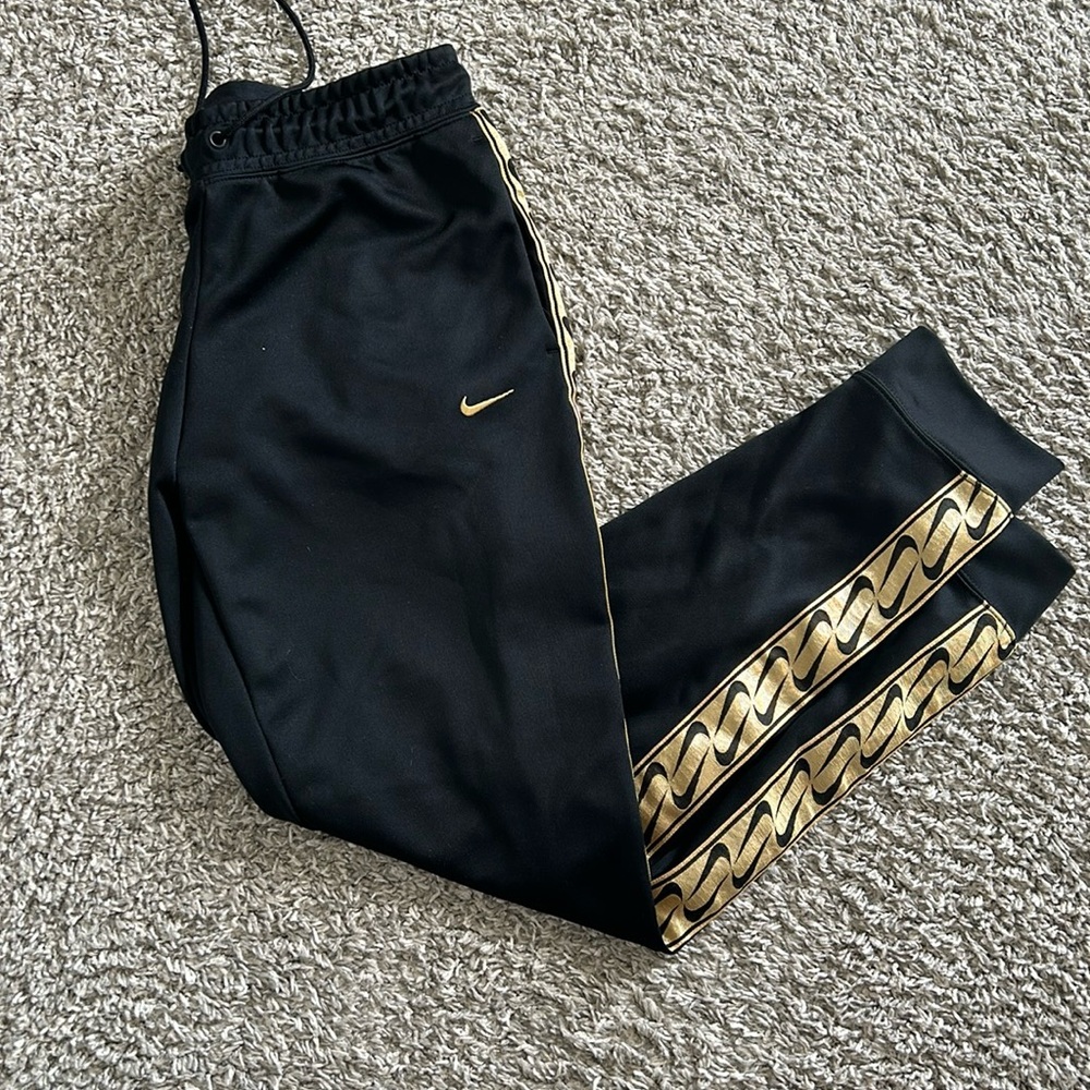 Nike sweatpants